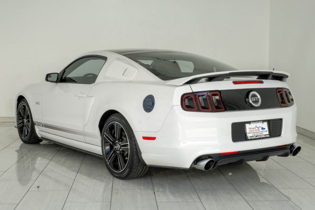 Used 2014 Ford Mustang GT Premium w/ Electronics Package RWD image 8