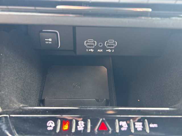 Used 2024 Jeep Wagoneer Series II w/ Flexible Seating Group AWD/4WD image 25