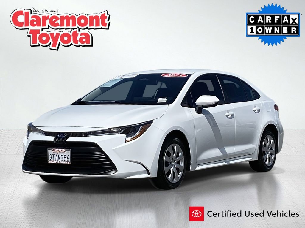 Certified 2025 Toyota Corolla LE image 1