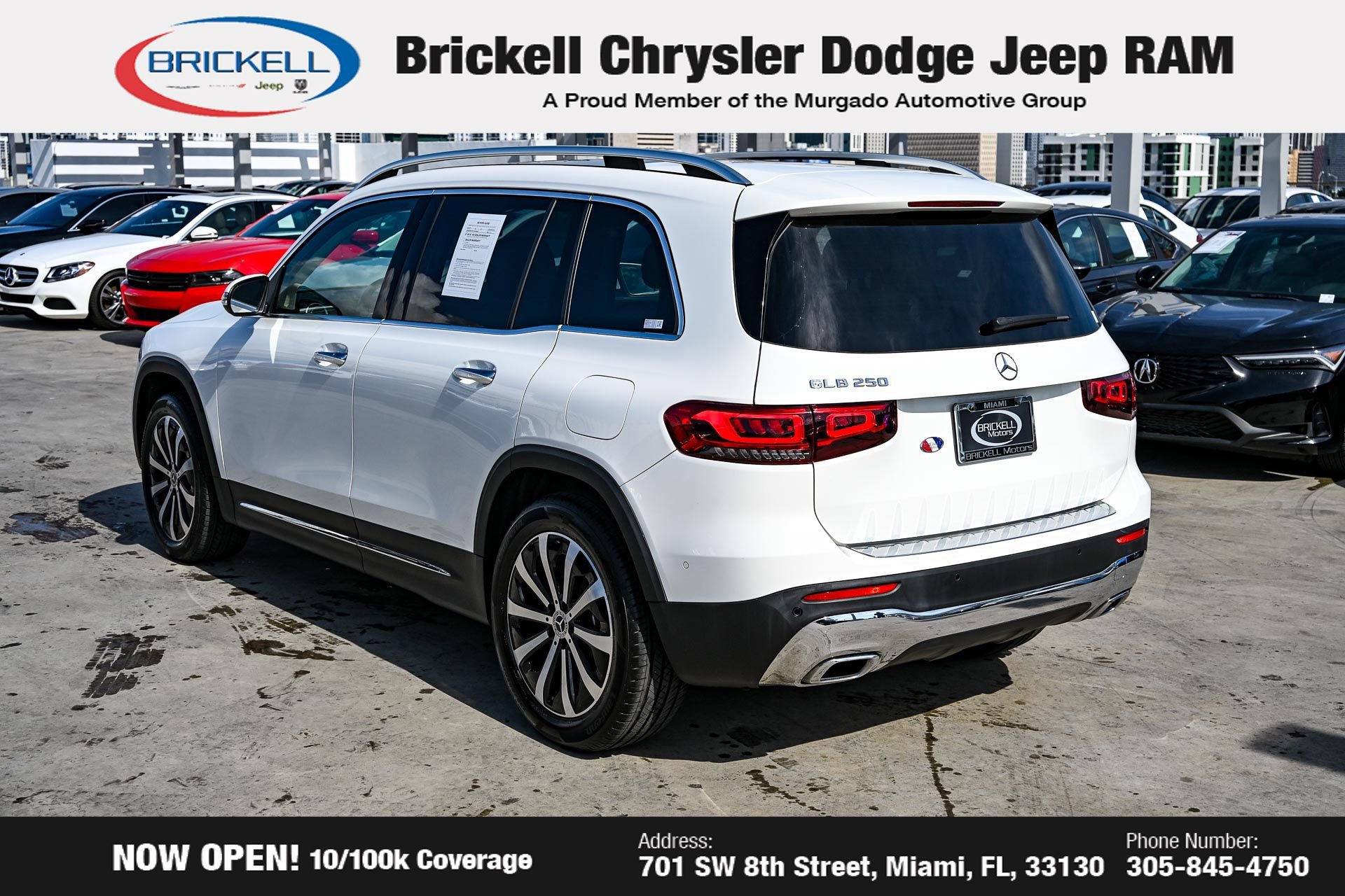 Used 2023 Mercedes-Benz GLB 250 w/ Premium Package image 7