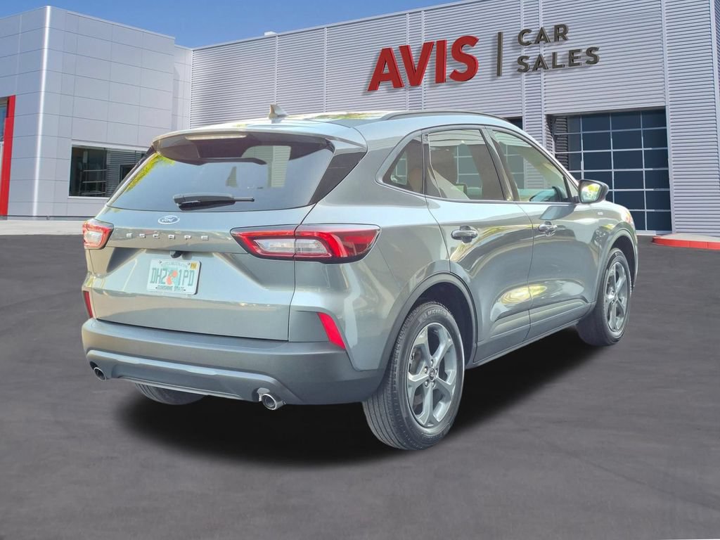 Used 2025 Ford Escape ST-Line FWD image 6