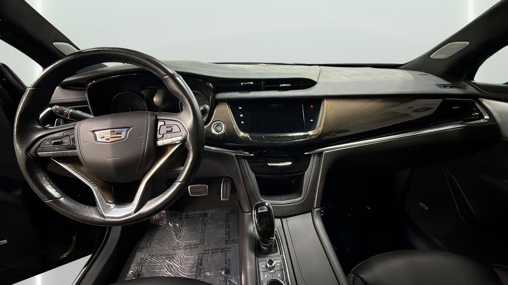 Used 2022 Cadillac XT6 Sport w/ Platinum Package image 13