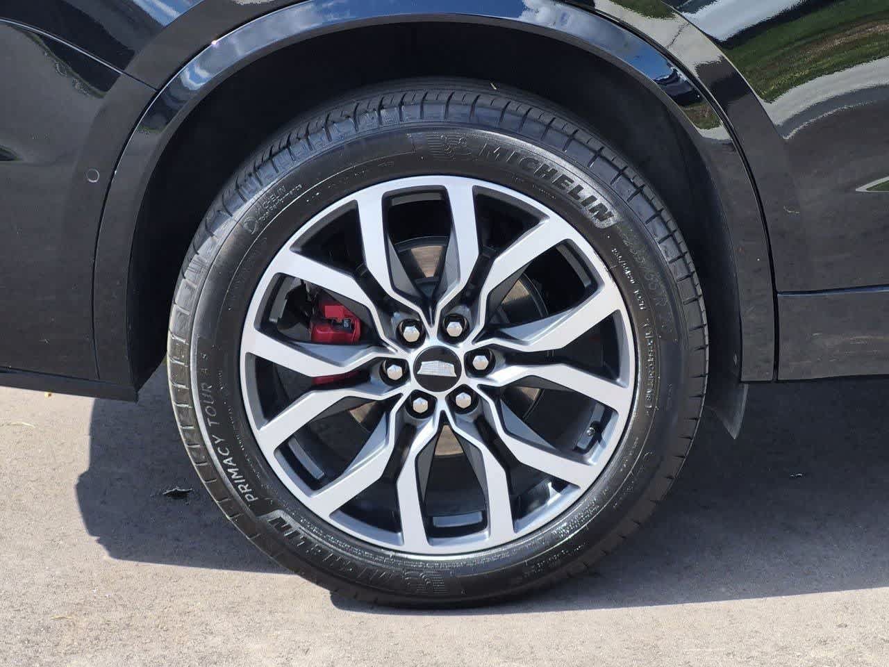 Used 2024 Cadillac XT6 Sport w/ Technology Package AWD/4WD image 13