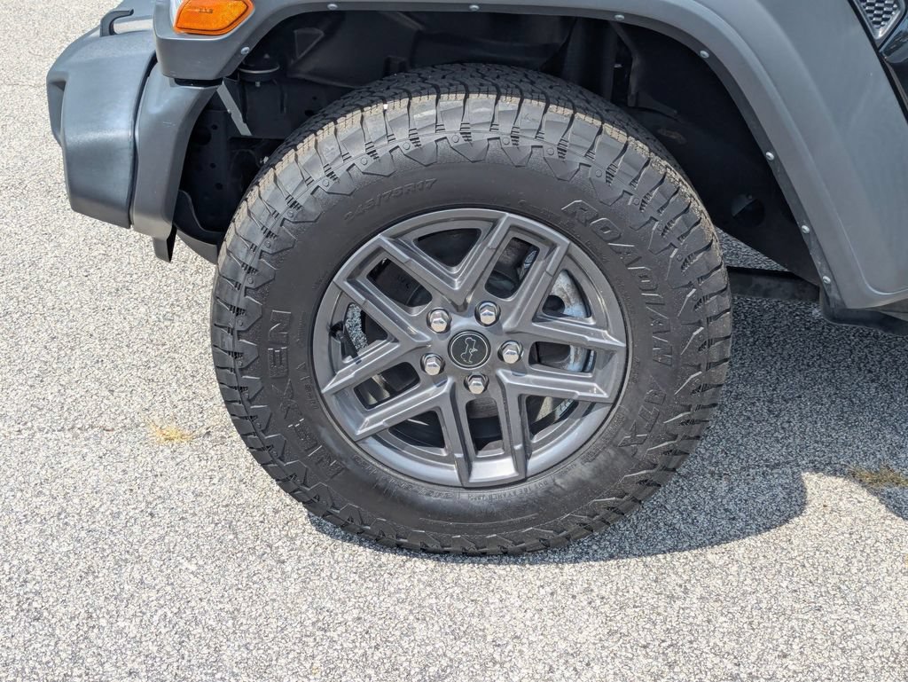 Used 2022 Jeep Wrangler Unlimited Sport AWD/4WD image 10