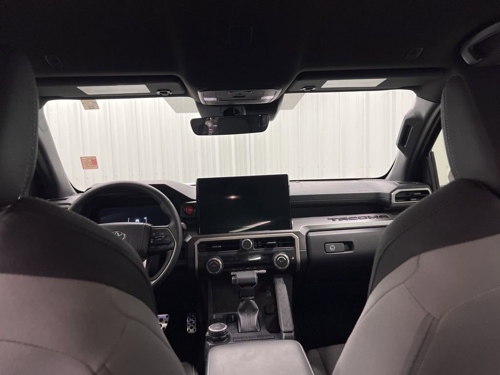 Used 2025 Toyota Tacoma TRD Sport image 15