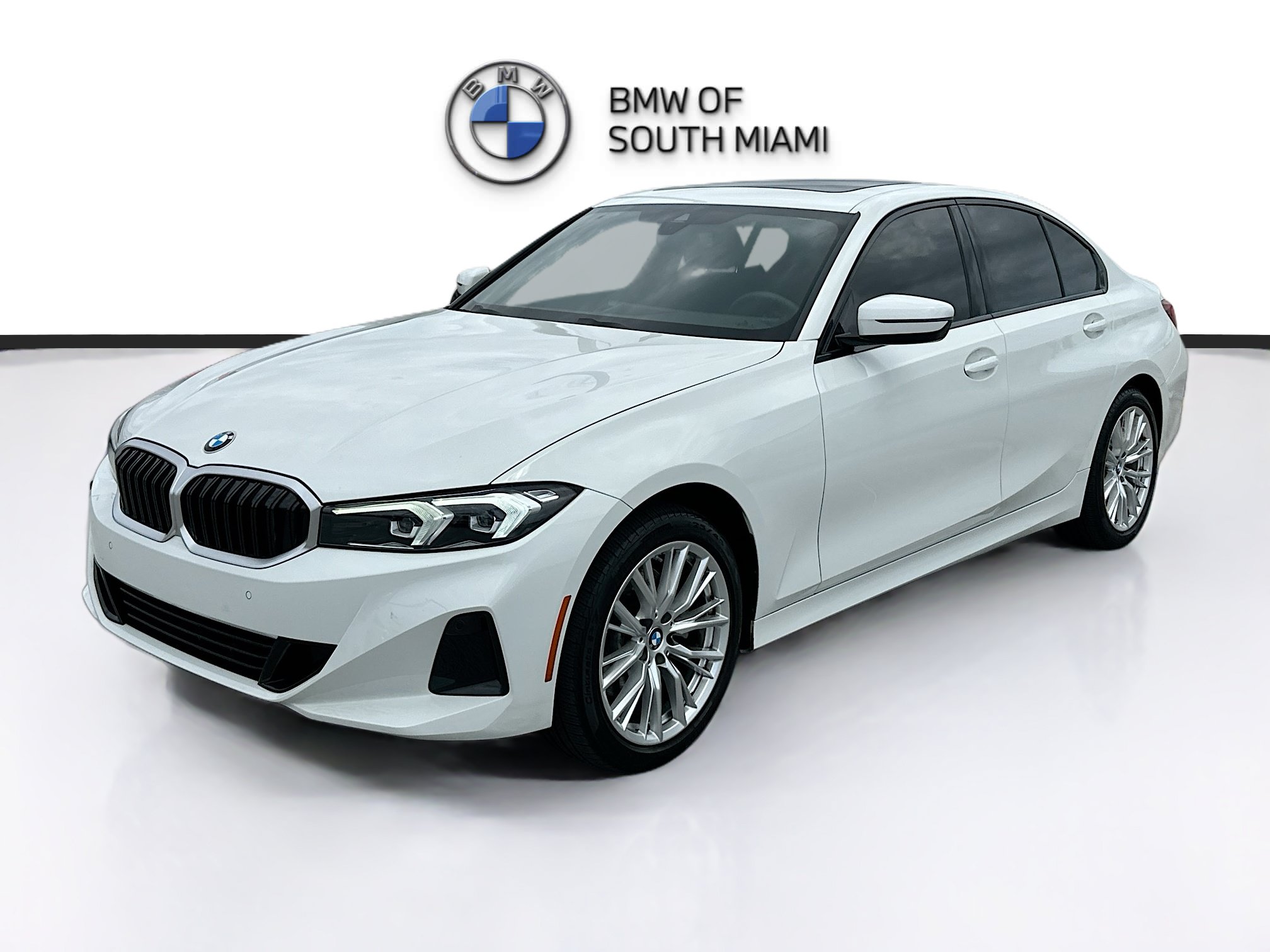 Certified 2023 BMW 330i Sedan w/ Convenience Package RWD image 3