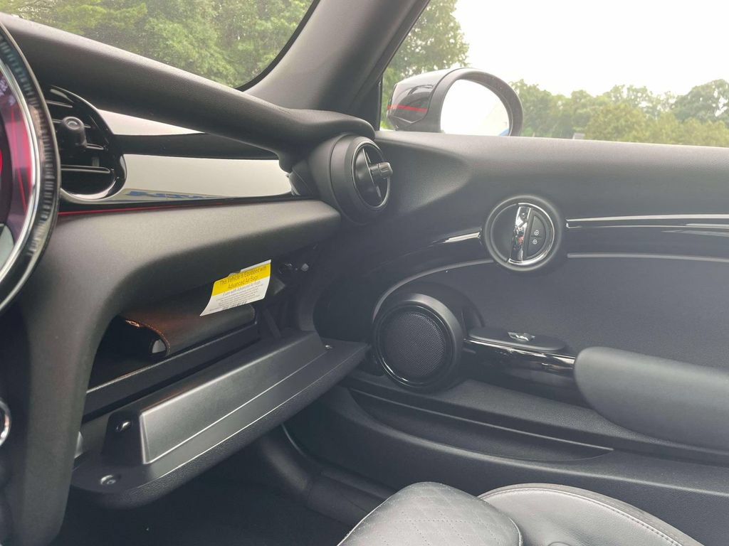 Used 2024 MINI Cooper John Cooper Works w/ Signature Upholstery Package FWD image 32