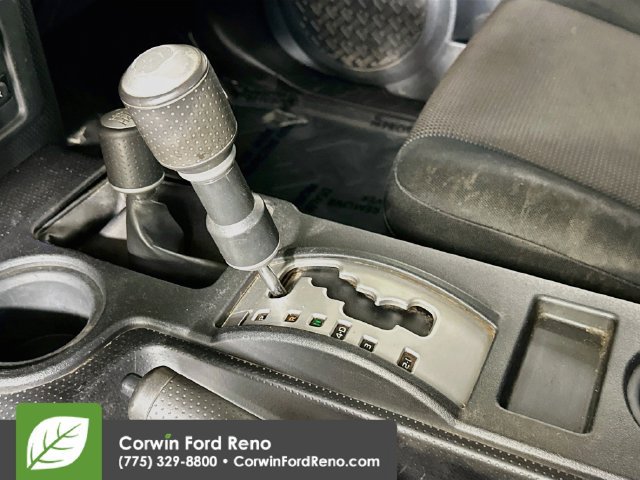 Used 2010 Toyota FJ Cruiser 4WD image 16