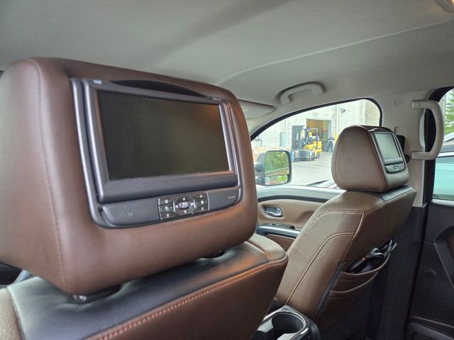 Used 2017 Nissan Titan Platinum Reserve AWD/4WD image 13