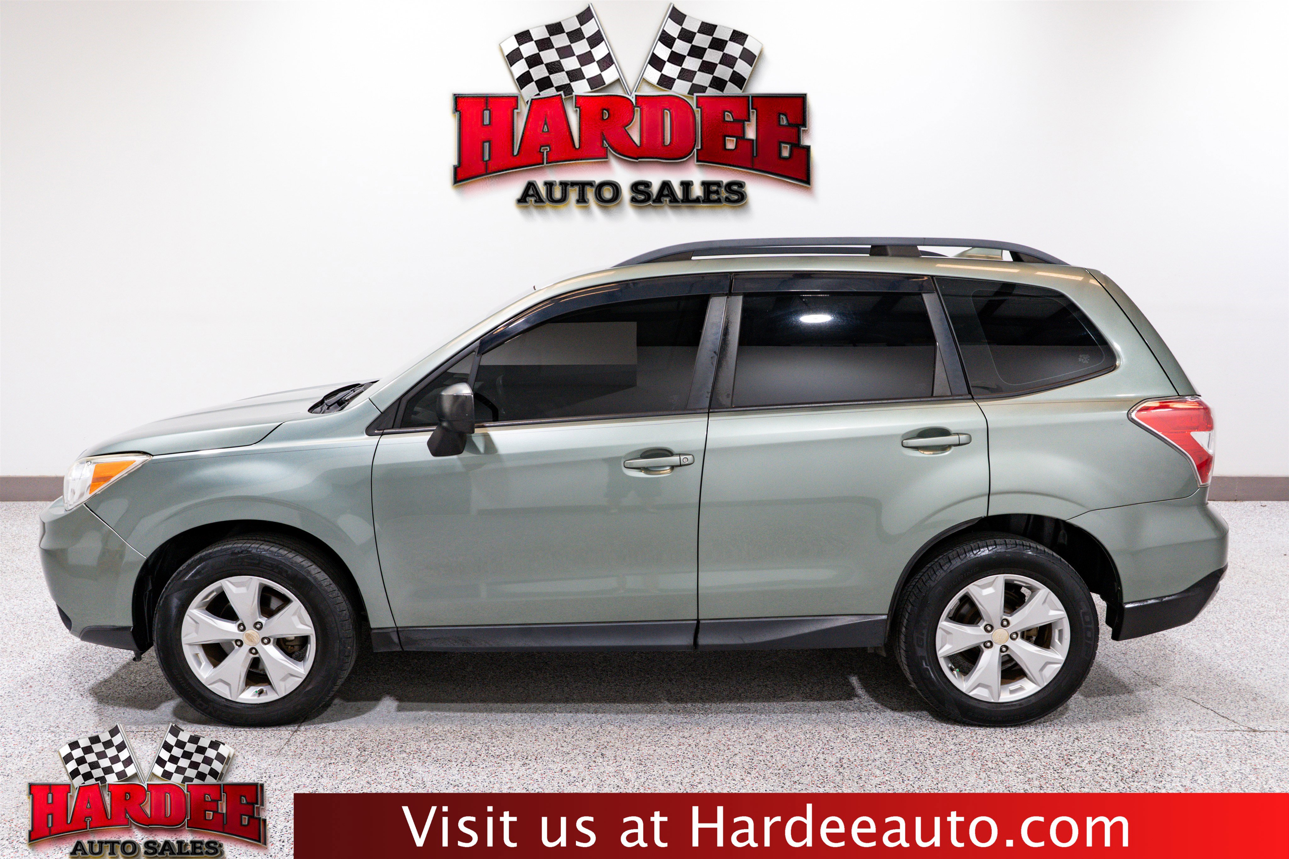 Used 2016 Subaru Forester 2.5i w/ Alloy Wheel Package