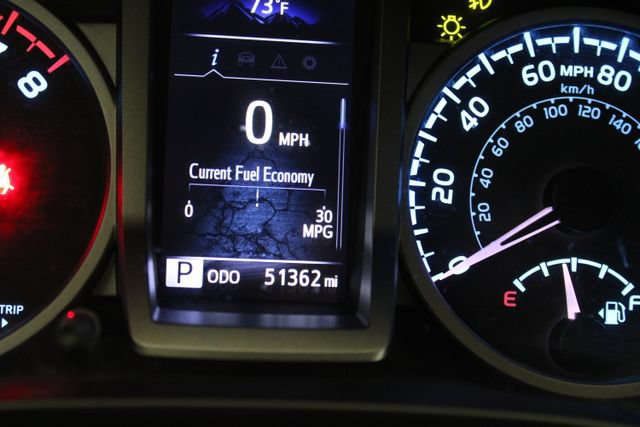 Used 2022 Toyota Tacoma SR5 RWD image 10