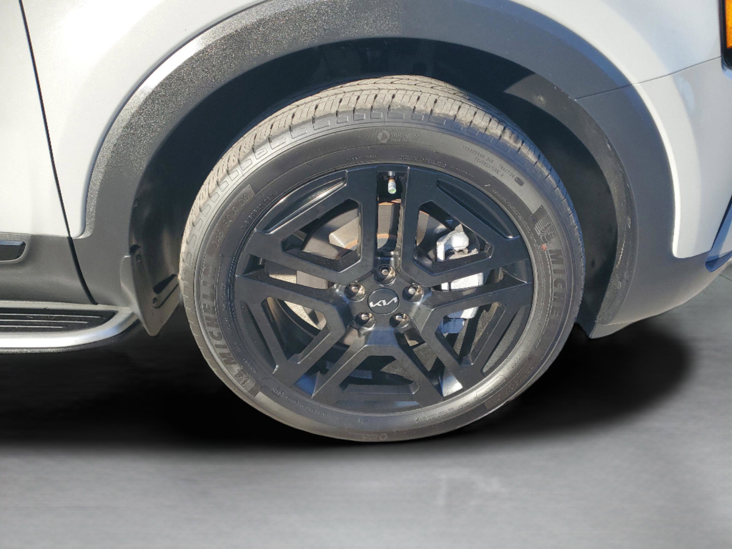 Certified 2024 Kia Telluride SX X-Line image 6