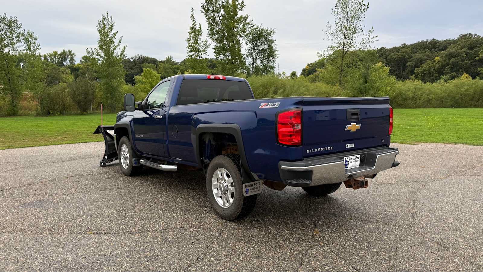 Used 2015 Chevrolet Silverado 3500 LT w/ LT Convenience Package AWD/4WD image 5