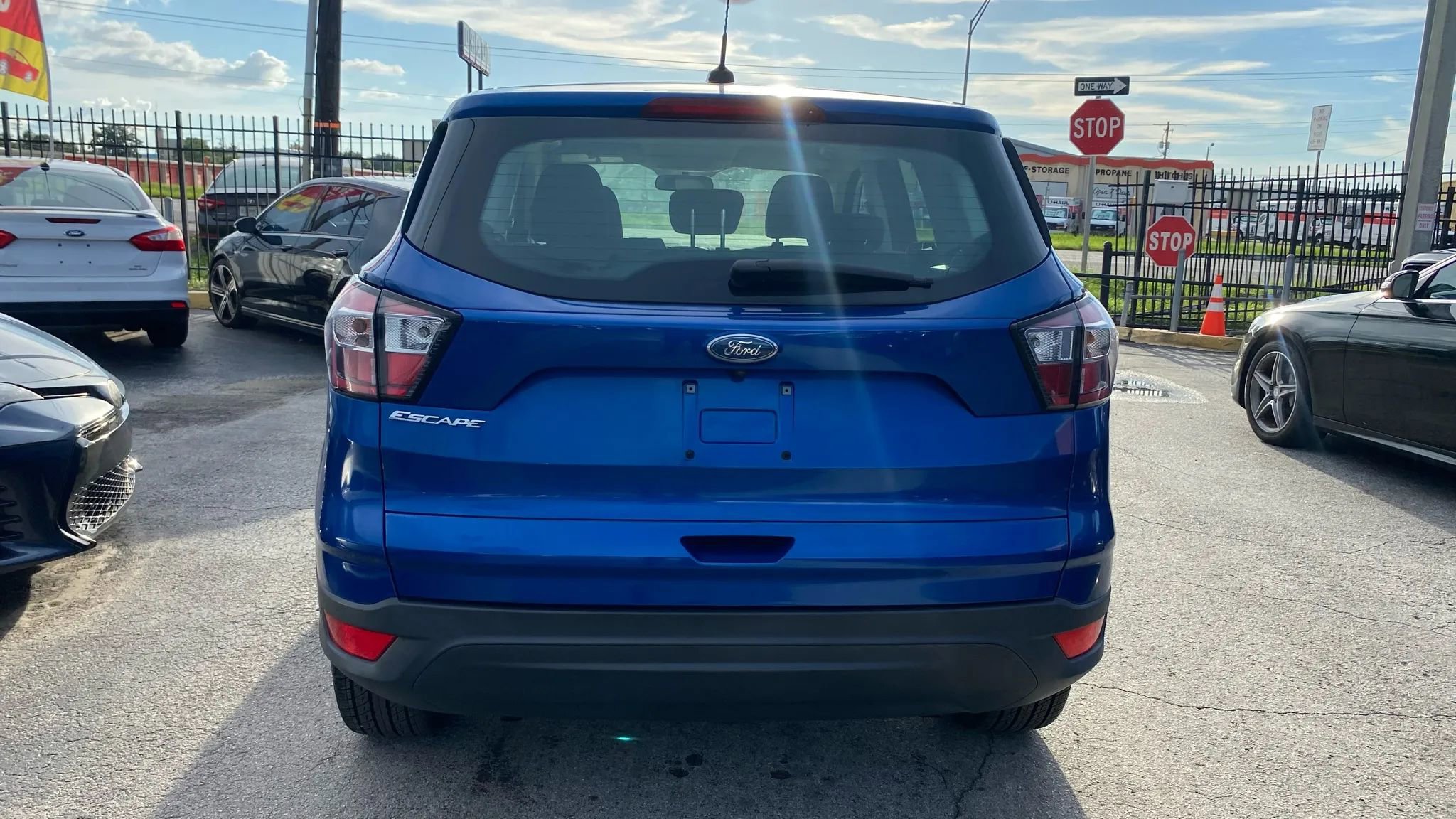Used 2017 Ford Escape S image 5
