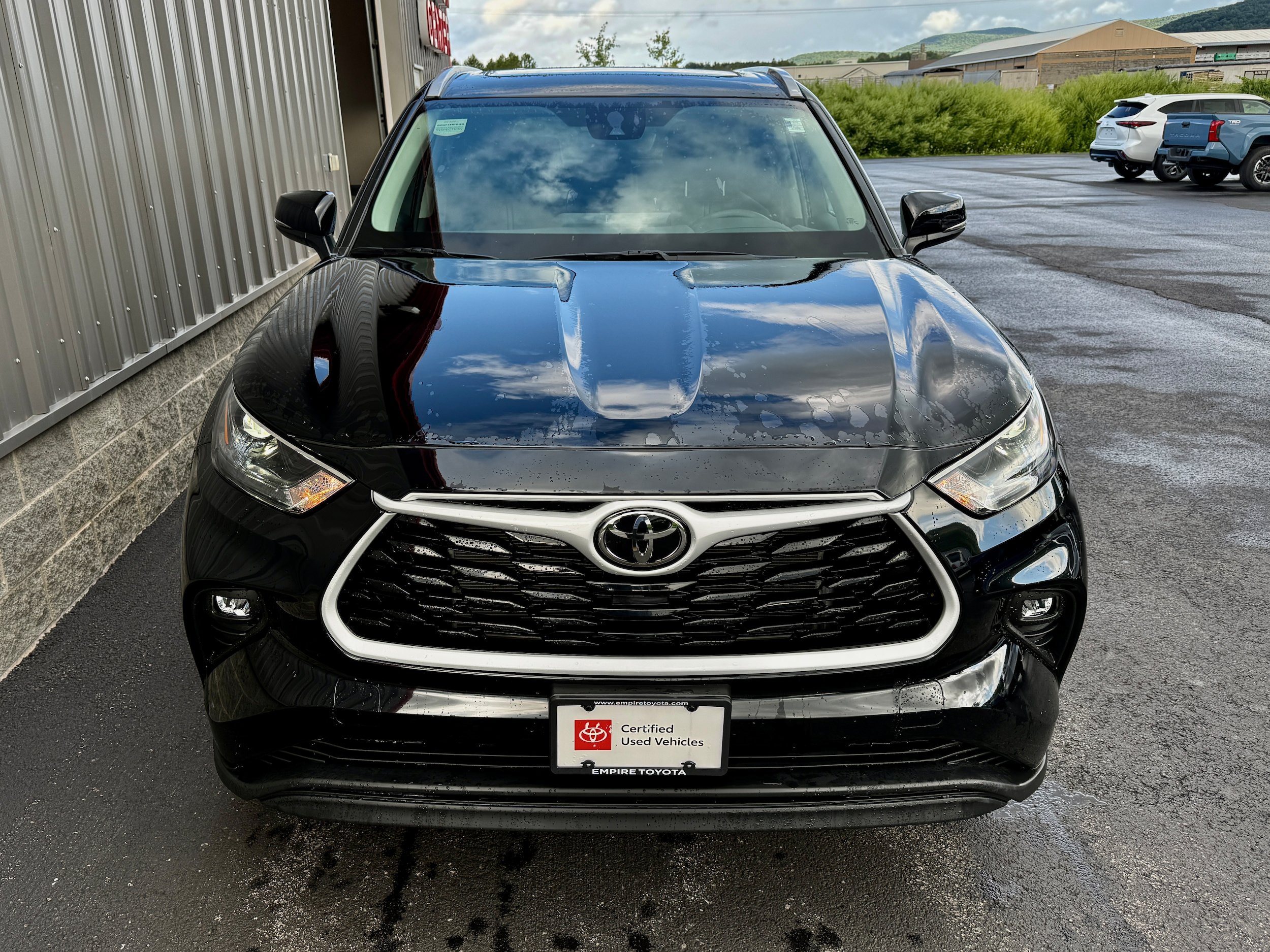 Certified 2026 Toyota Highlander XLE AWD/4WD image 12