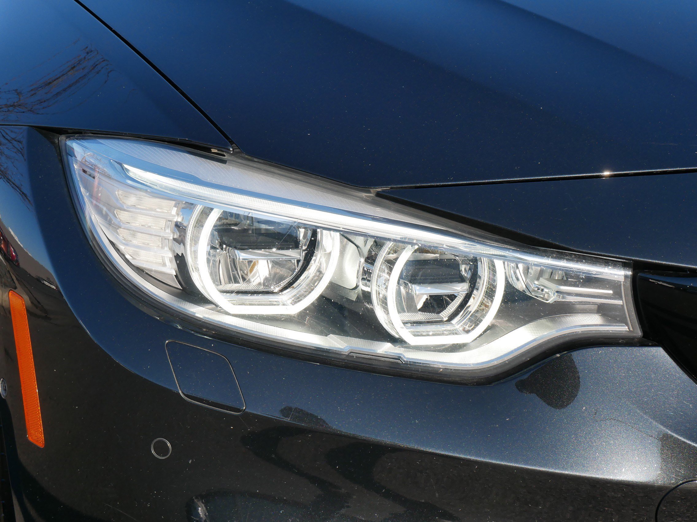 Used 2015 BMW M4 Convertible image 15