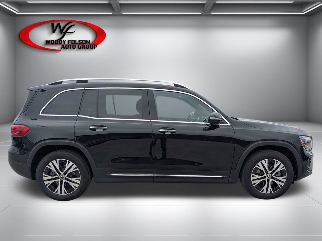 Used 2025 Mercedes-Benz GLB 250 image 2