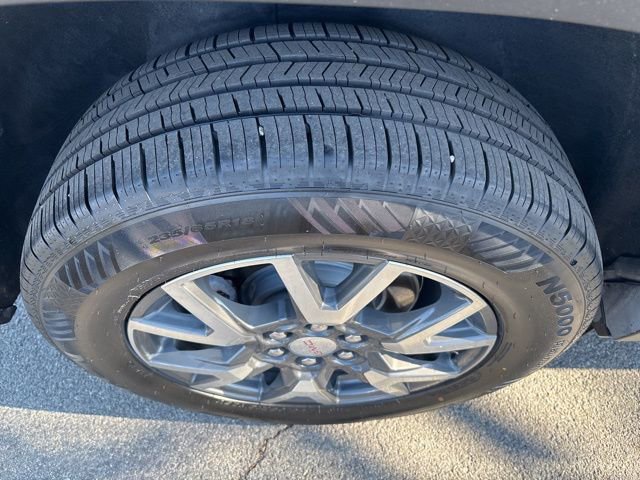 Used 2021 GMC Acadia SLE w/ Driver Convenience Package image 33