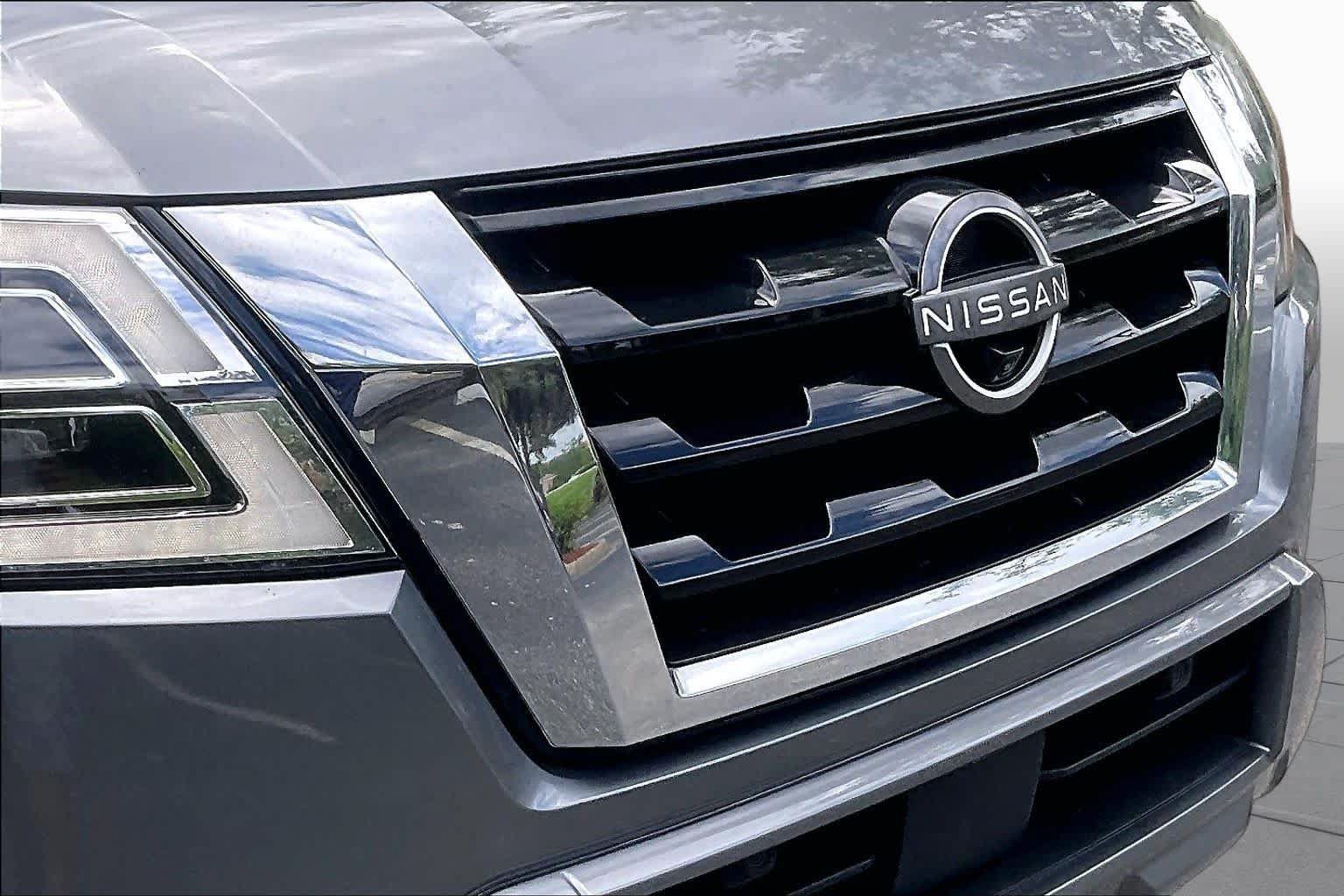 Used 2022 Nissan Armada SL RWD image 31