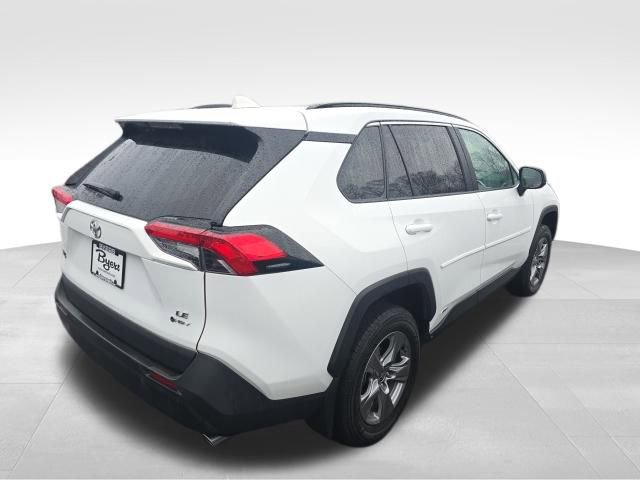 Used 2025 Toyota RAV4 LE image 6
