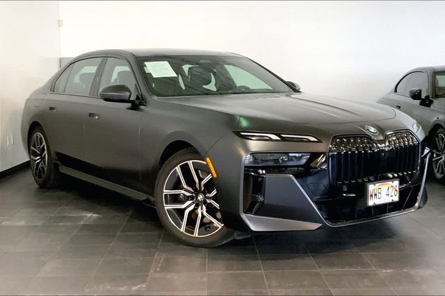 Used 2023 BMW 740i RWD image 2