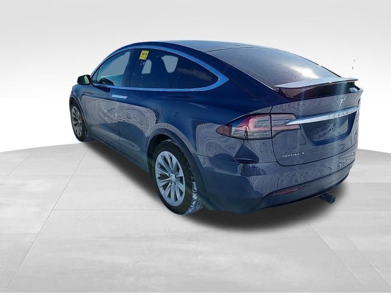 Used 2018 Tesla Model X 75D image 11