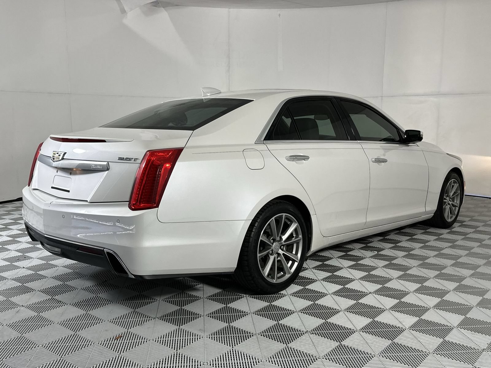 Used 2019 Cadillac CTS Sedan w/ Seating Package RWD image 8