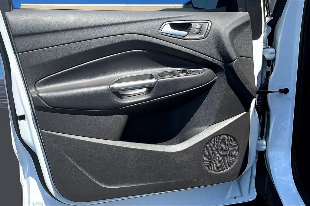 Used 2019 Ford Escape SE FWD image 22