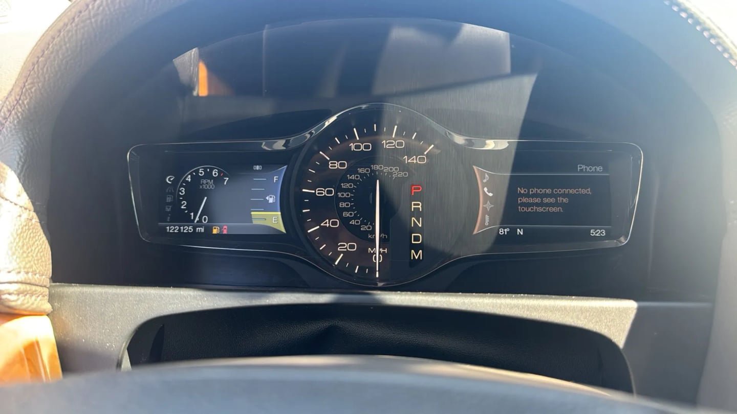 Used 2012 Lincoln MKX FWD w/ Wood Pkg image 12