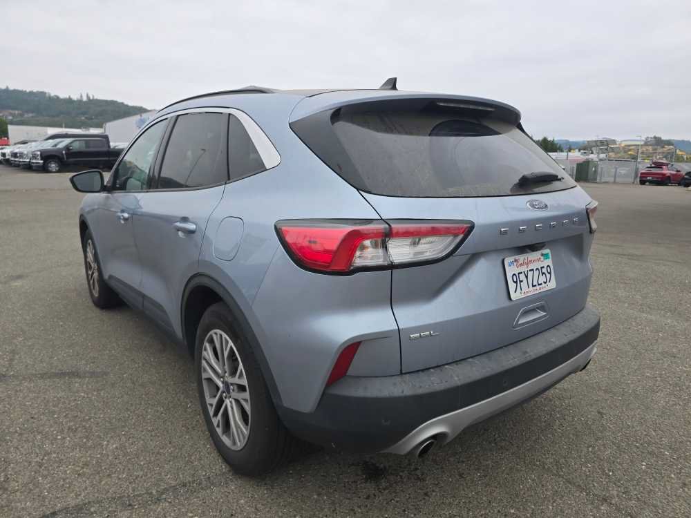Used 2022 Ford Escape SEL w/ Technology Package FWD image 2
