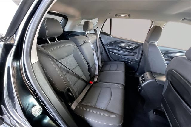 Used 2022 GMC Terrain SLE w/ Driver Convenience Package AWD/4WD image 17
