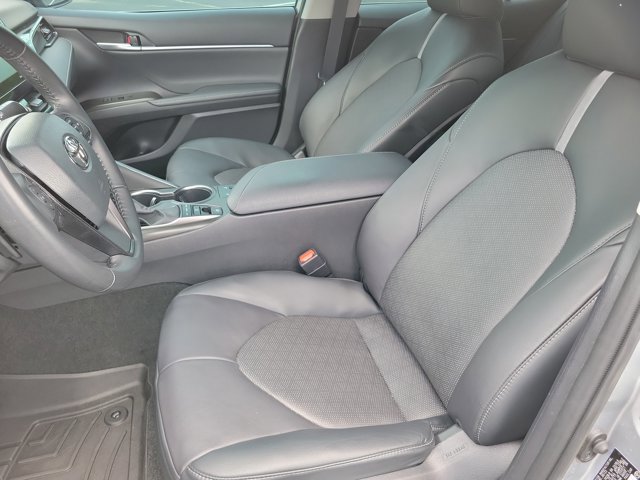 Used 2023 Toyota Camry XSE FWD image 12