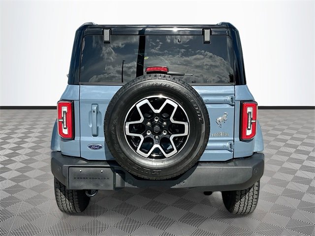 Used 2025 Ford Bronco Outer Banks image 6