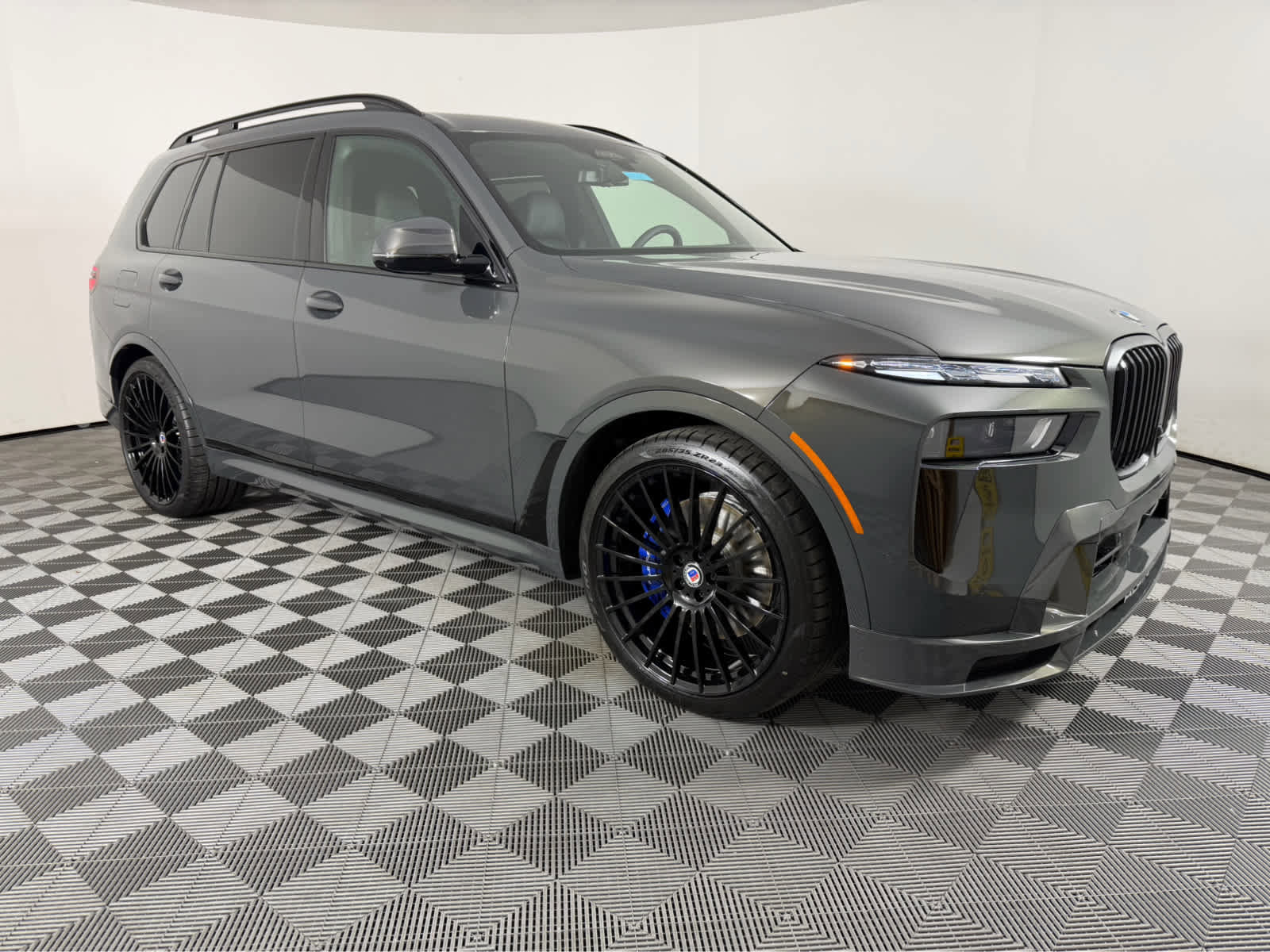 New 2026 BMW ALPINA XB7 image 1