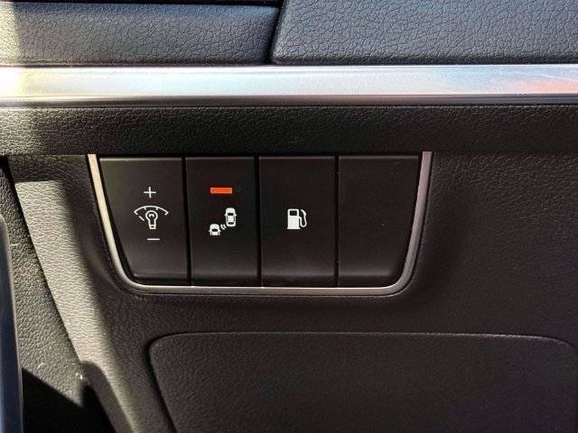 Used 2019 Kia Stinger AWD/4WD image 20