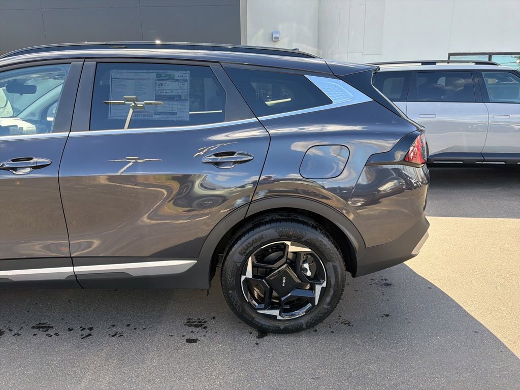 New 2026 Kia Sportage EX image 9