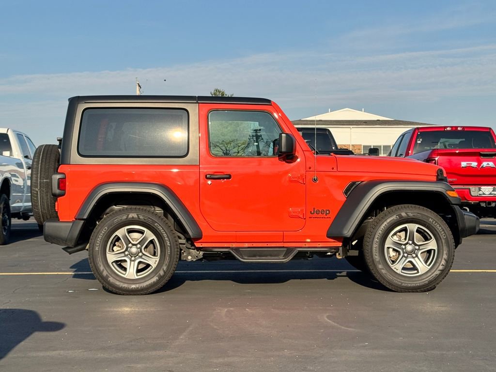 Used 2023 Jeep Wrangler Sport S image 8