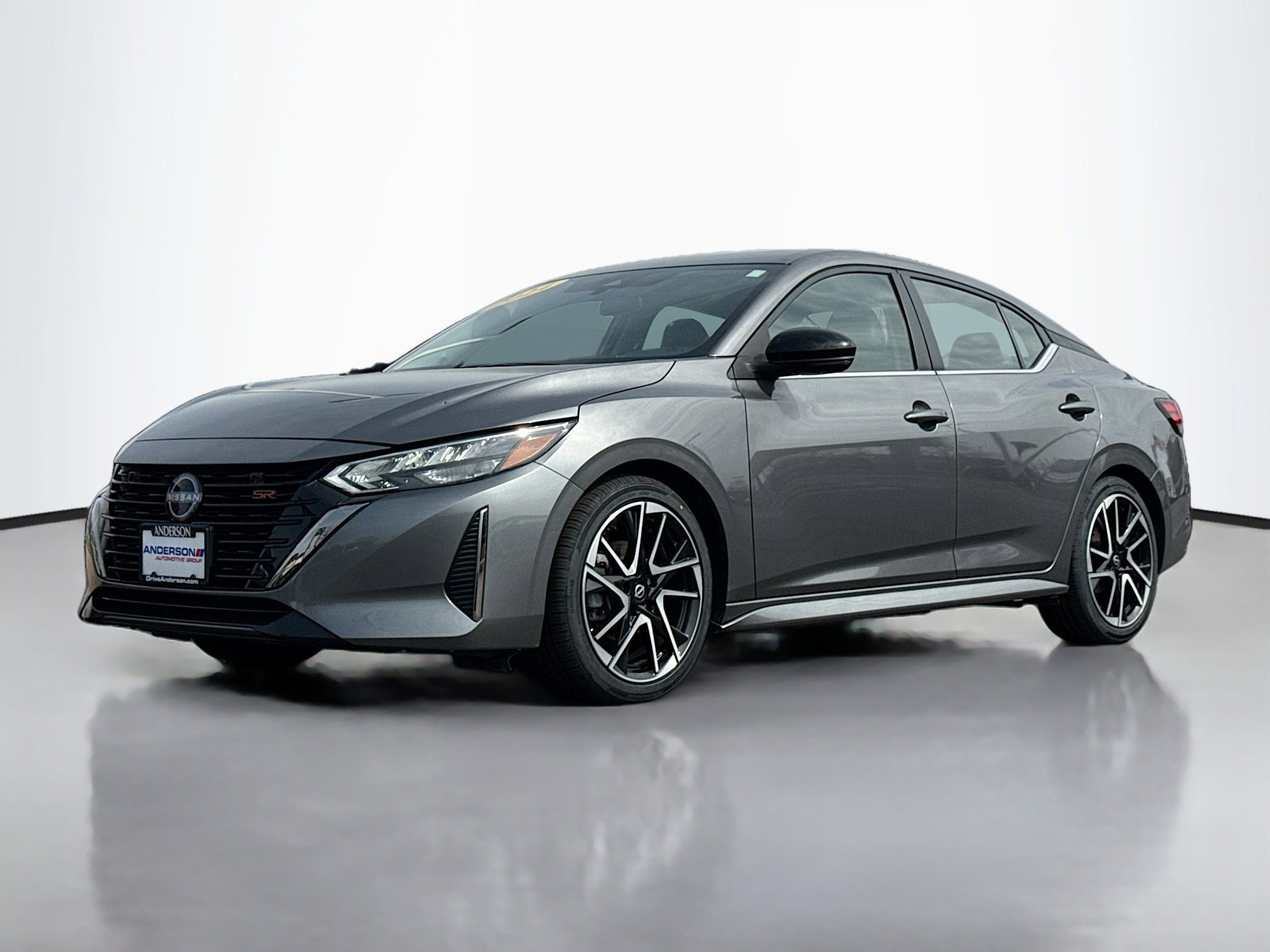 Used 2024 Nissan Sentra SR w/ SR Premium Package image 11