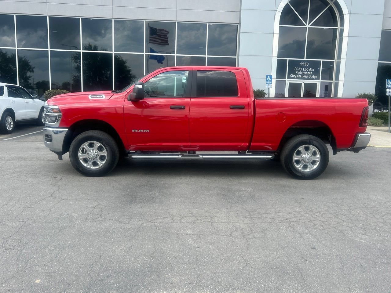 Used 2026 RAM 2500 Big Horn AWD/4WD image 7