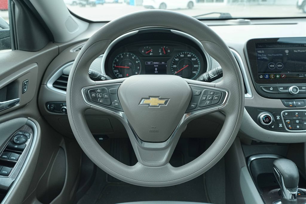 Used 2024 Chevrolet Malibu LT FWD image 32