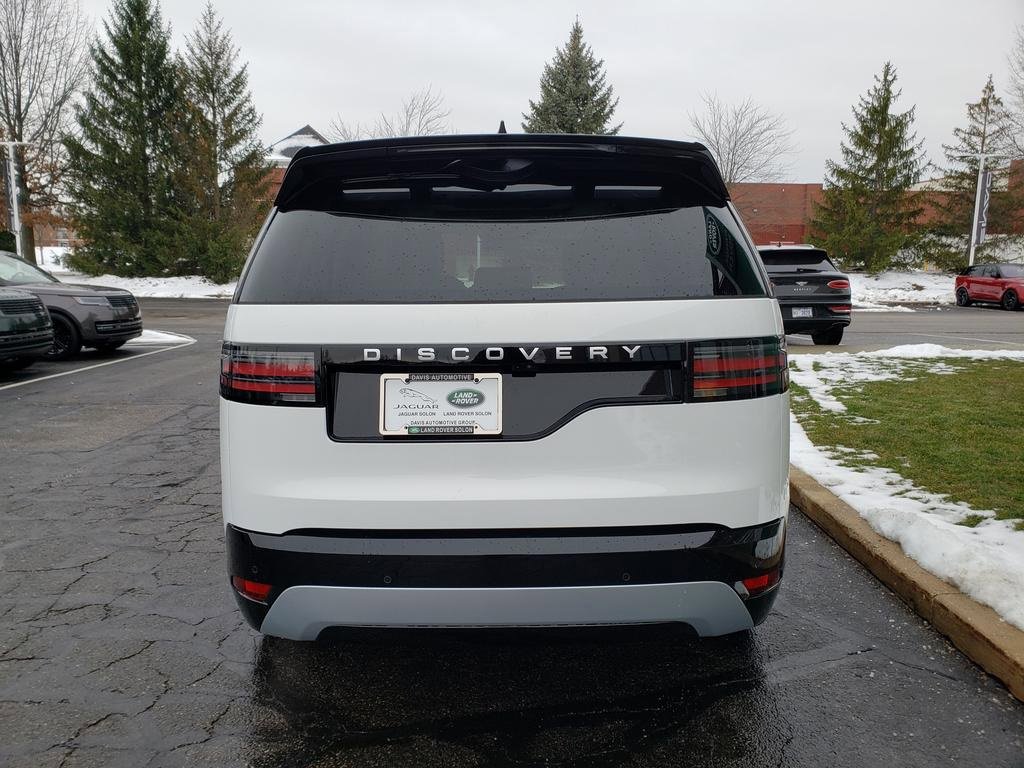 New 2026 Land Rover Discovery Limited Edition image 6