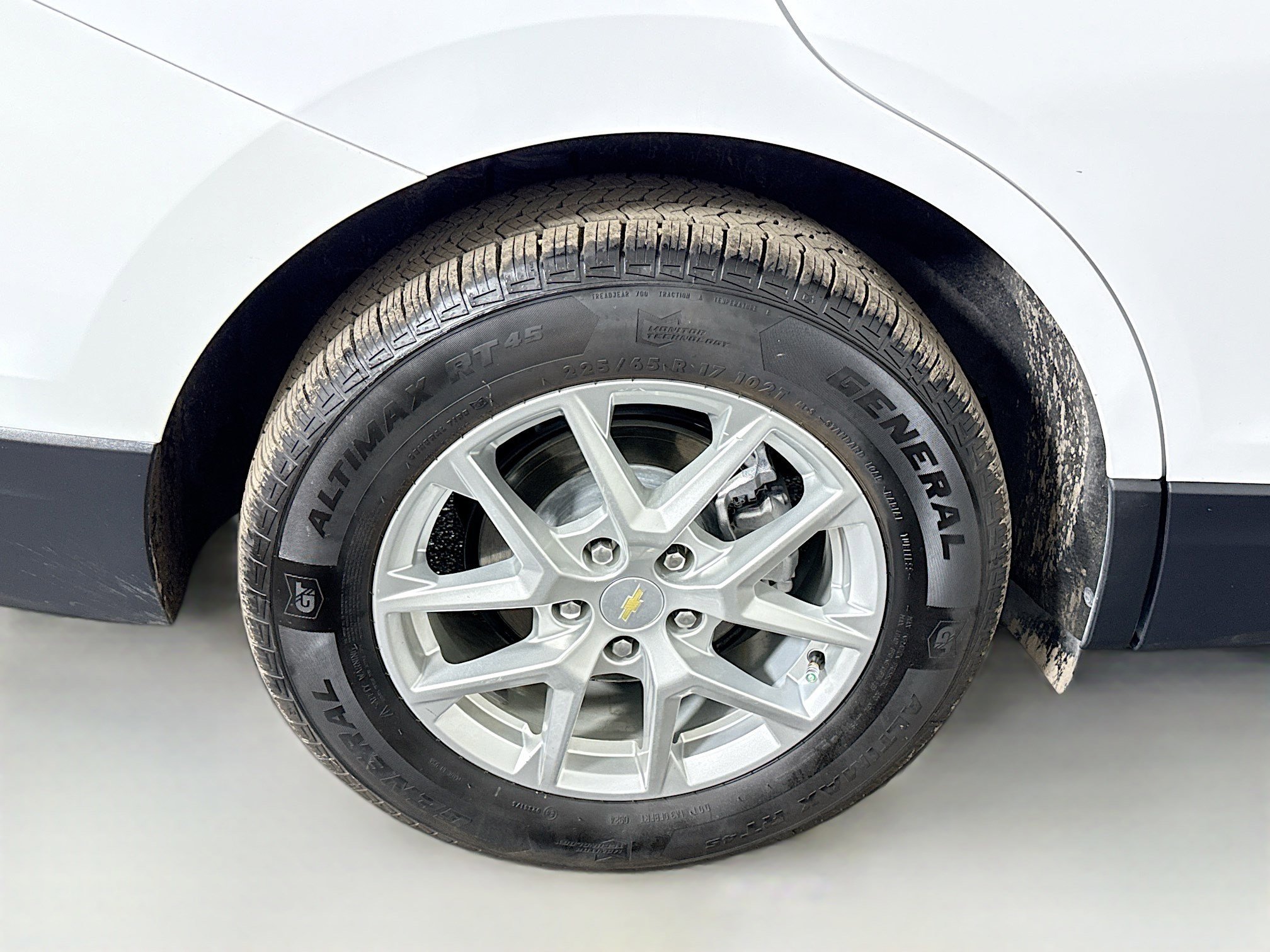 Used 2022 Chevrolet Equinox LT w/ Driver Convenience Package image 33