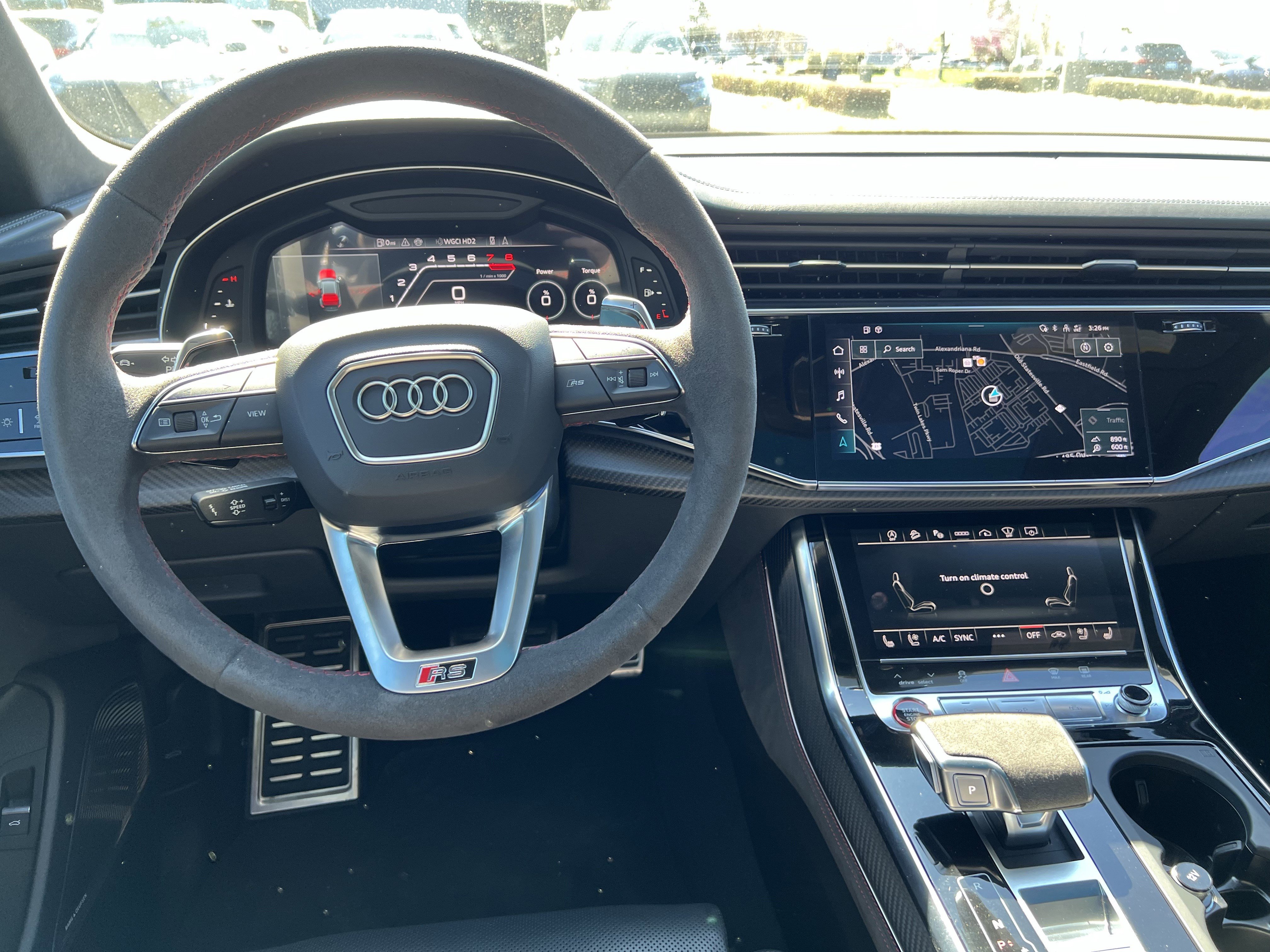 Certified 2024 Audi RS Q8 image 30