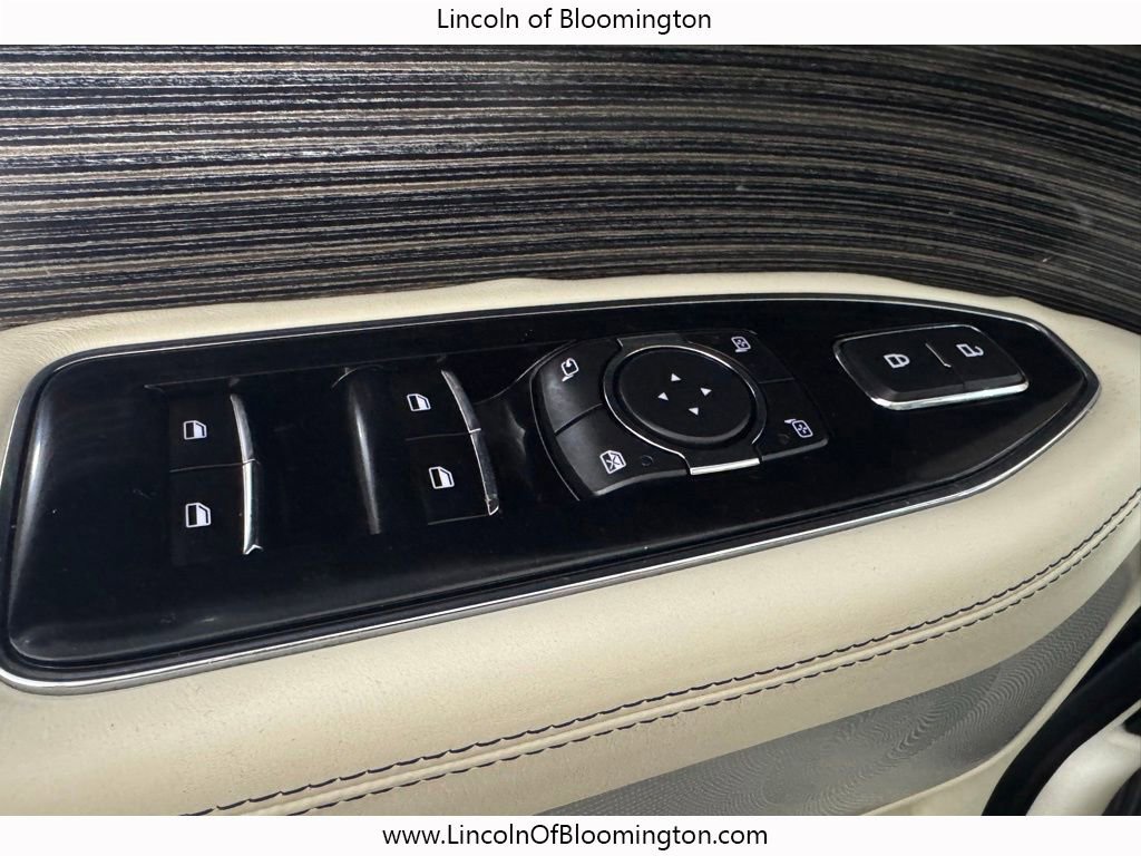 Certified 2023 Lincoln Navigator Black Label AWD/4WD image 37