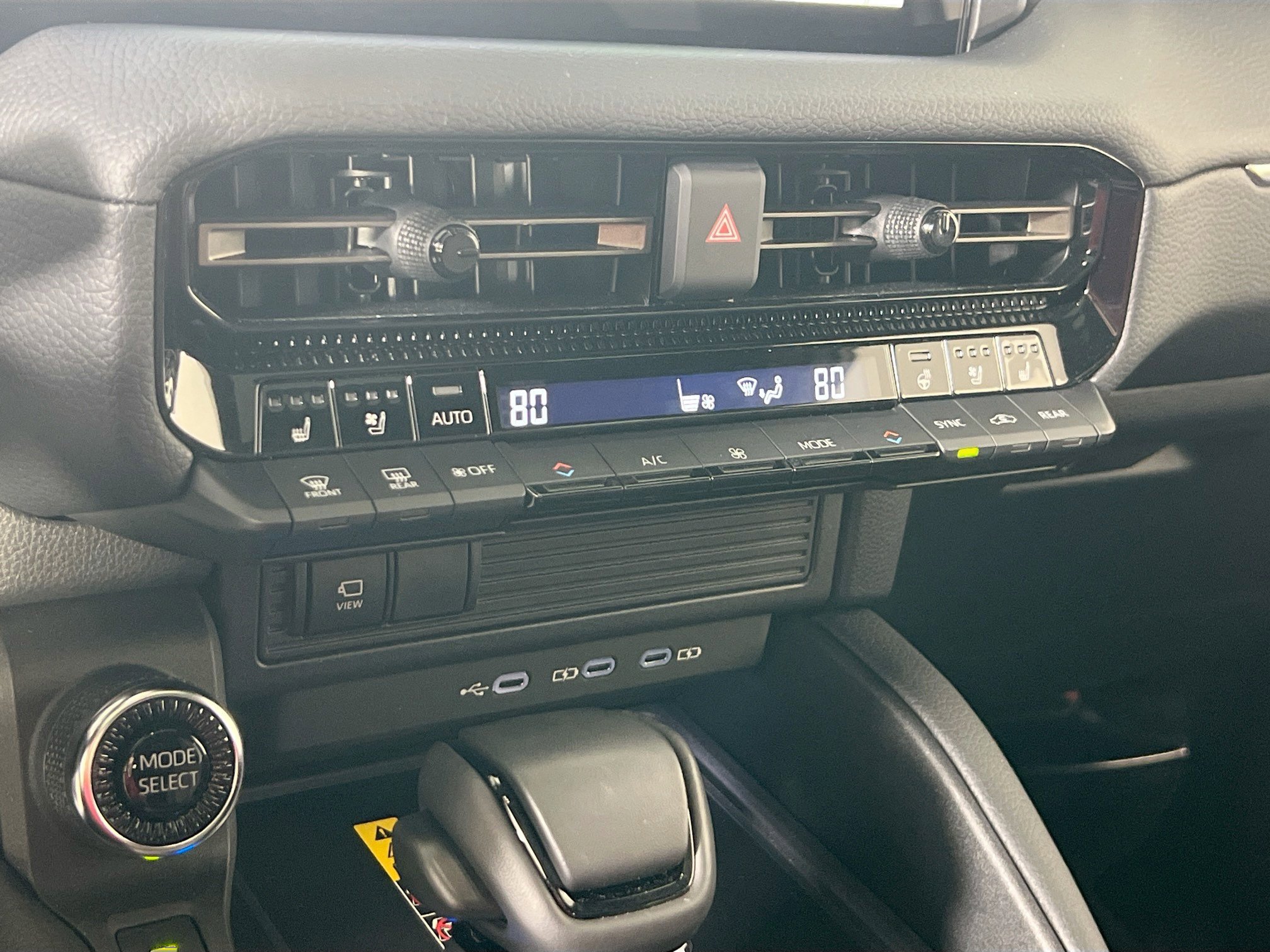 Used 2025 Toyota Land Cruiser w/ Premium Package image 16