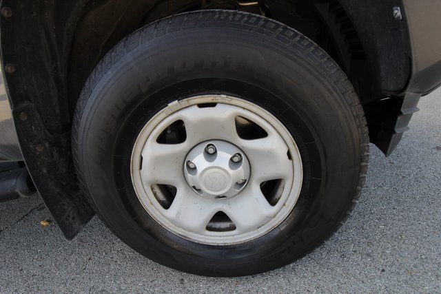 Used 2018 Toyota Tacoma SR5 image 13