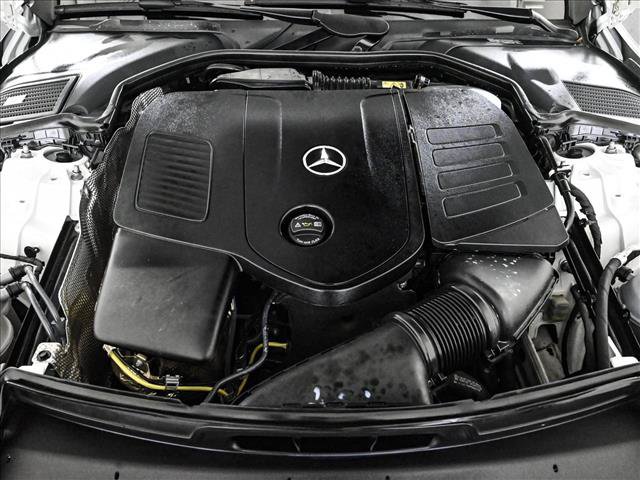 Used 2025 Mercedes-Benz C 300 4MATIC Sedan image 24
