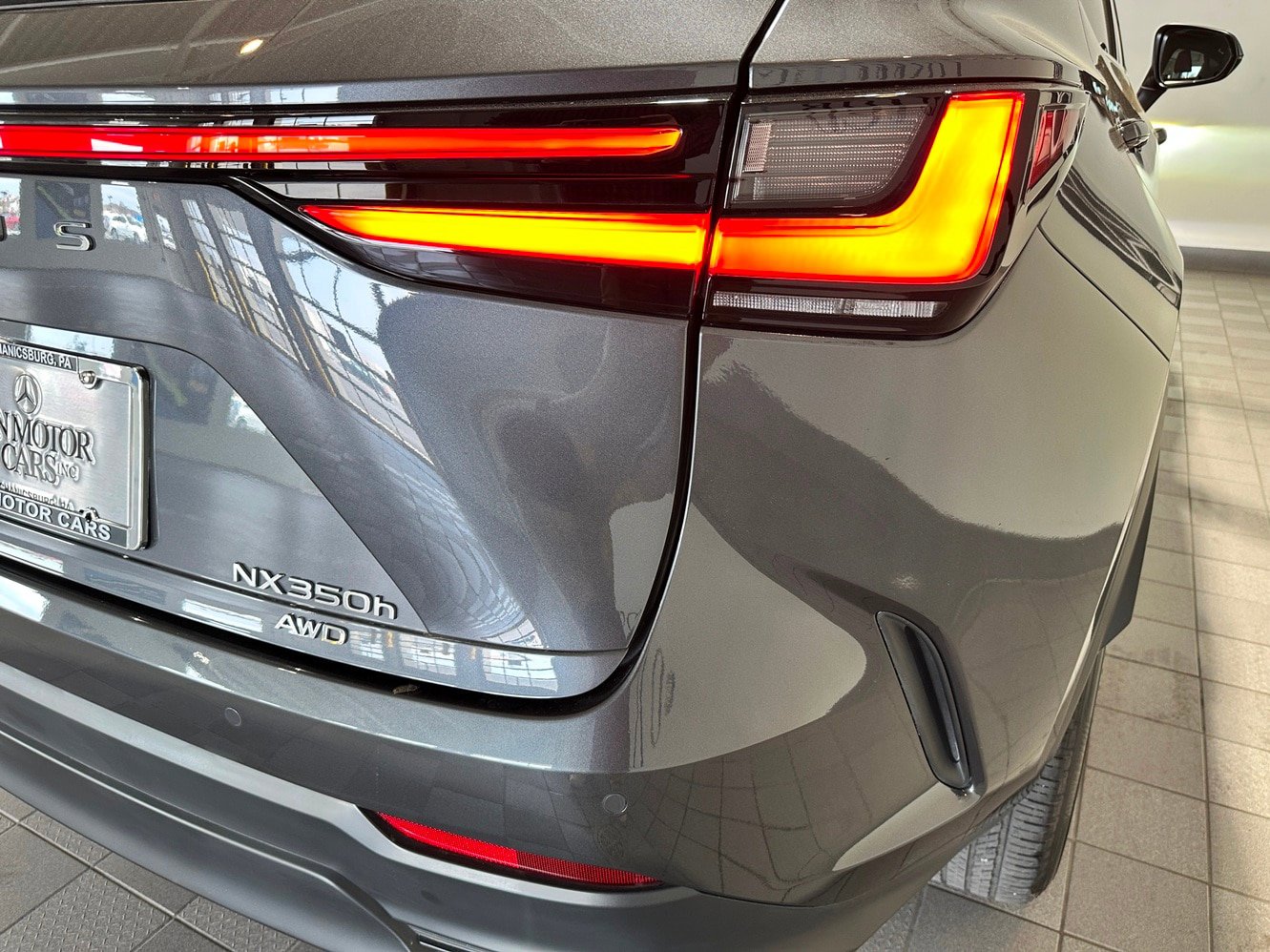 Used 2025 Lexus NX 350h AWD w/ Premium Package image 30