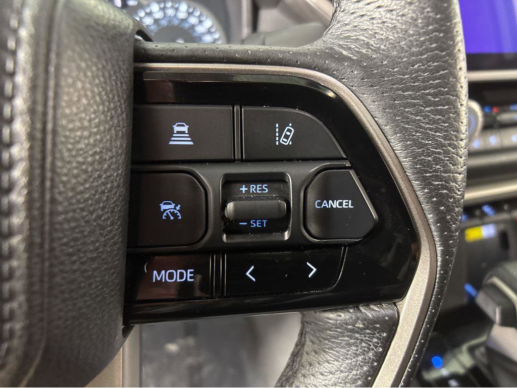 Used 2023 Toyota Tundra Limited image 20