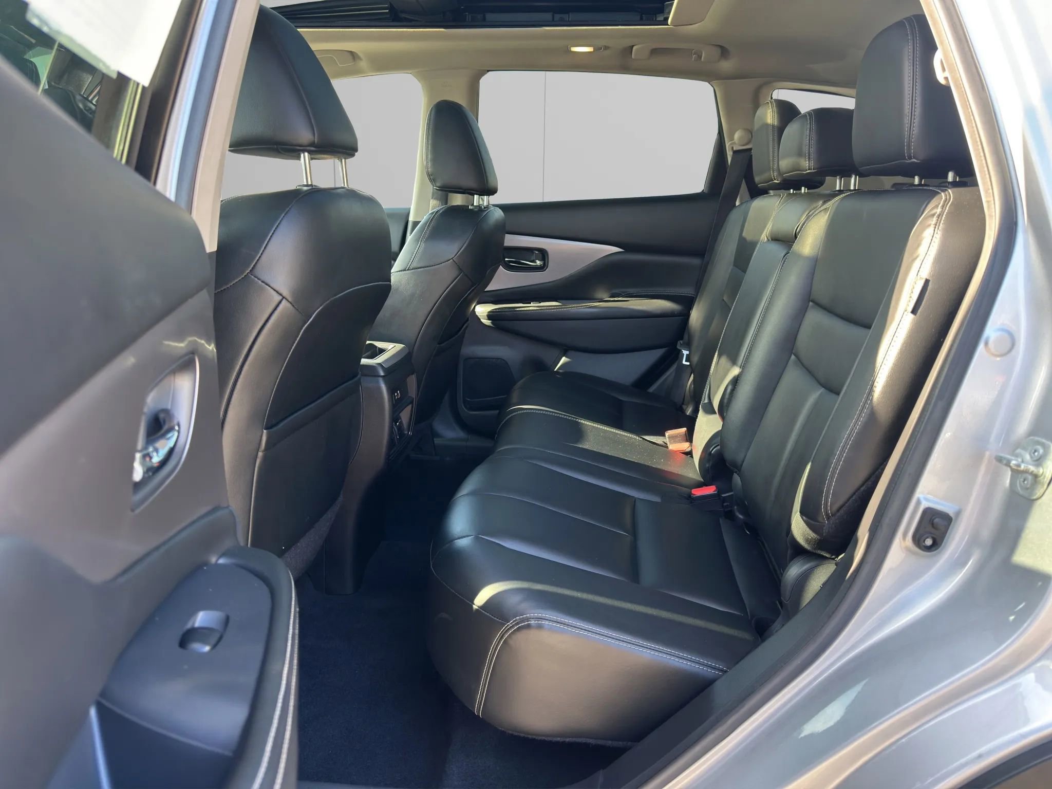 Used 2020 Nissan Murano SV w/ Premium Package image 13